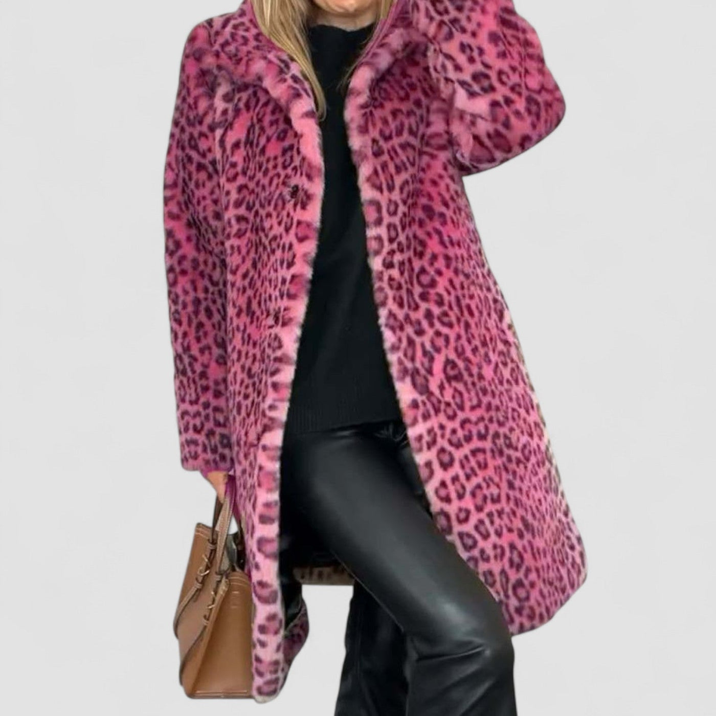Aliyah - Kuschelige Leopardenjacke
