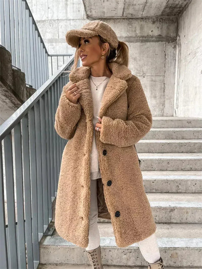 Monica - Stilvoller Teddy Mantel
