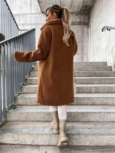 Monica - Stilvoller Teddy Mantel