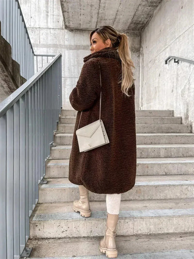 Monica - Stilvoller Teddy Mantel